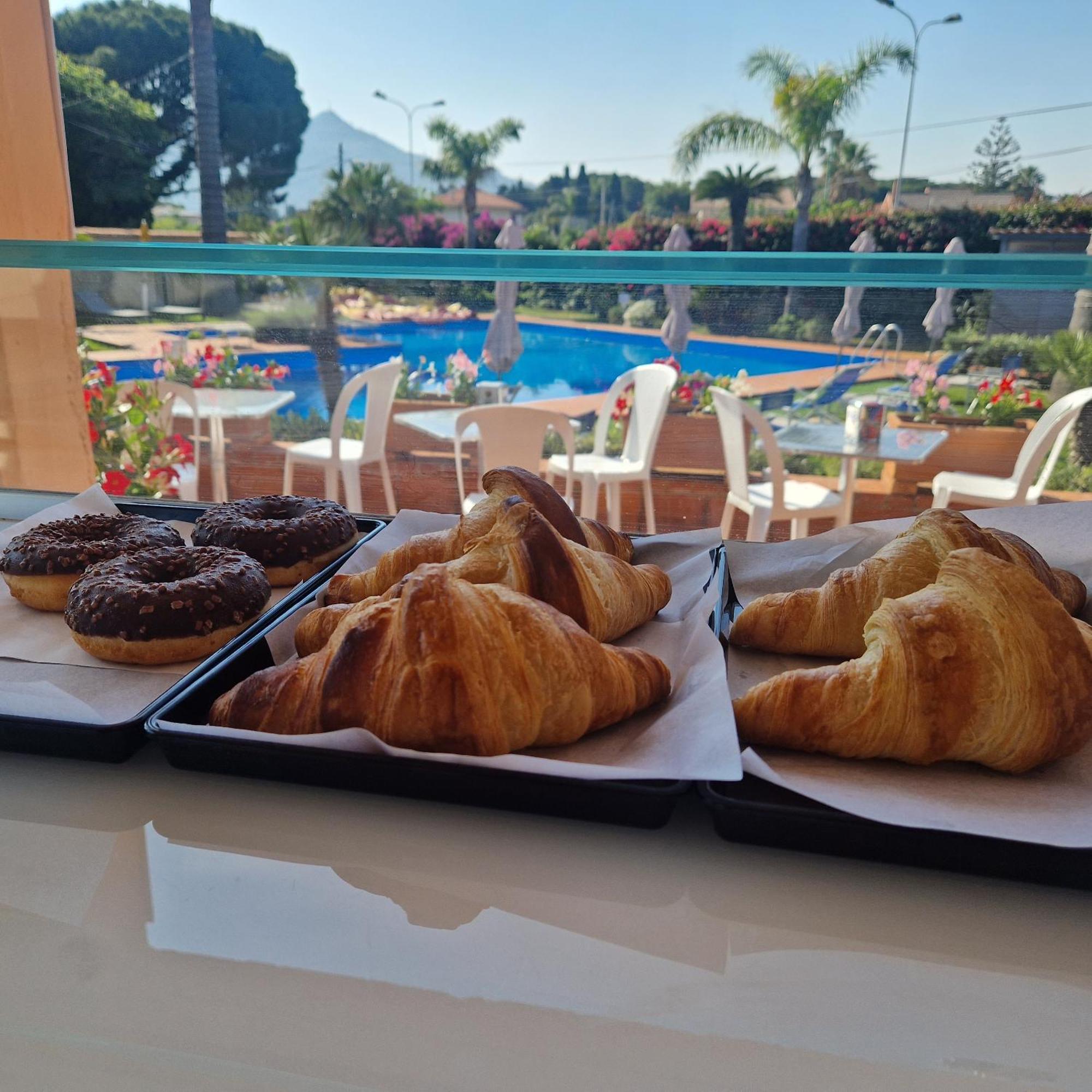 Villa Rosa Luxury Apartment Mondello Dış mekan fotoğraf